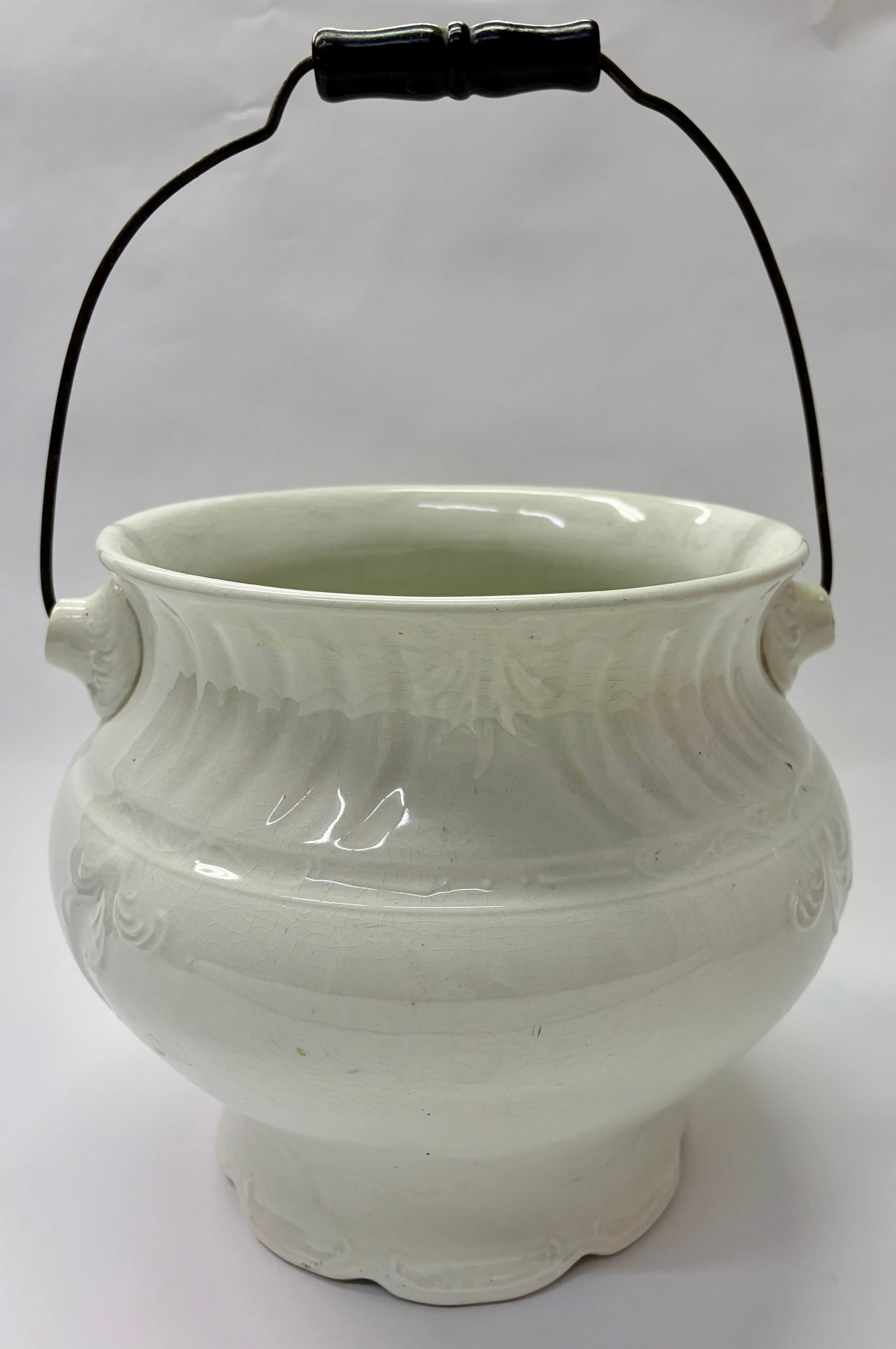 Antique Victorian Ceramic Chamber Pot (1 of 7)