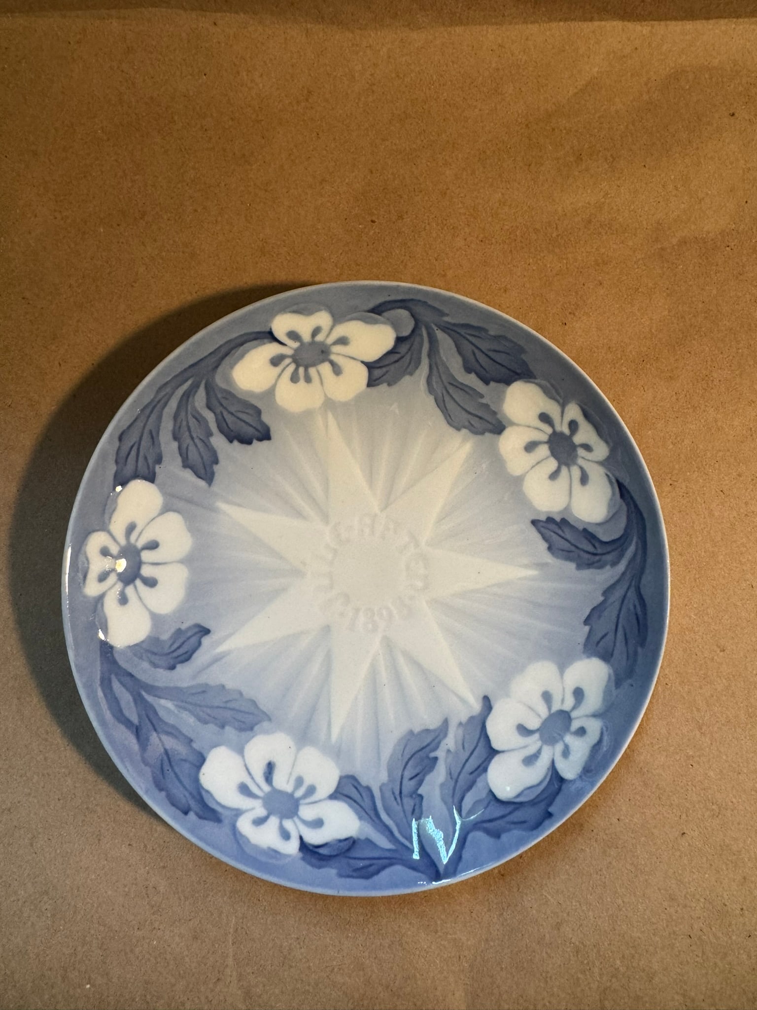 1898 - Christmas Roses and Christmas Star (1 of 3)