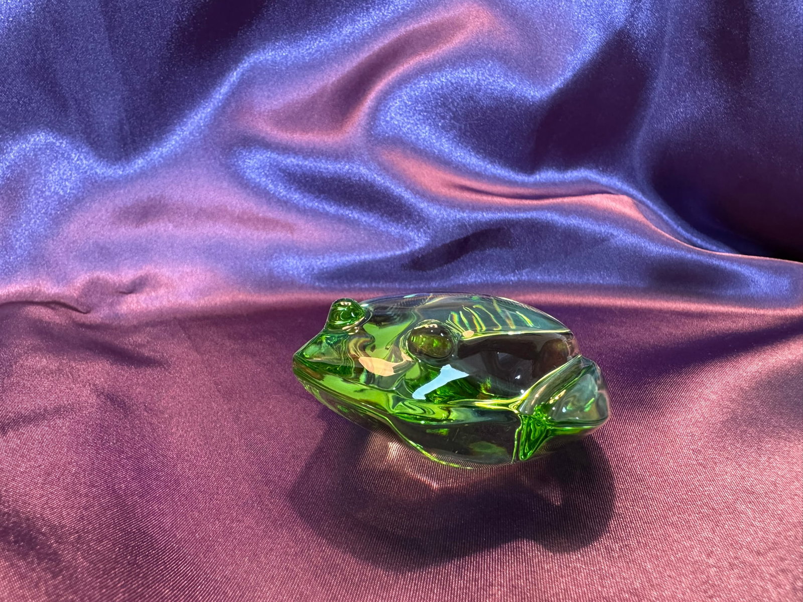 Val St. Lambert Green Crystal Frog Paperweight (1 of 4)