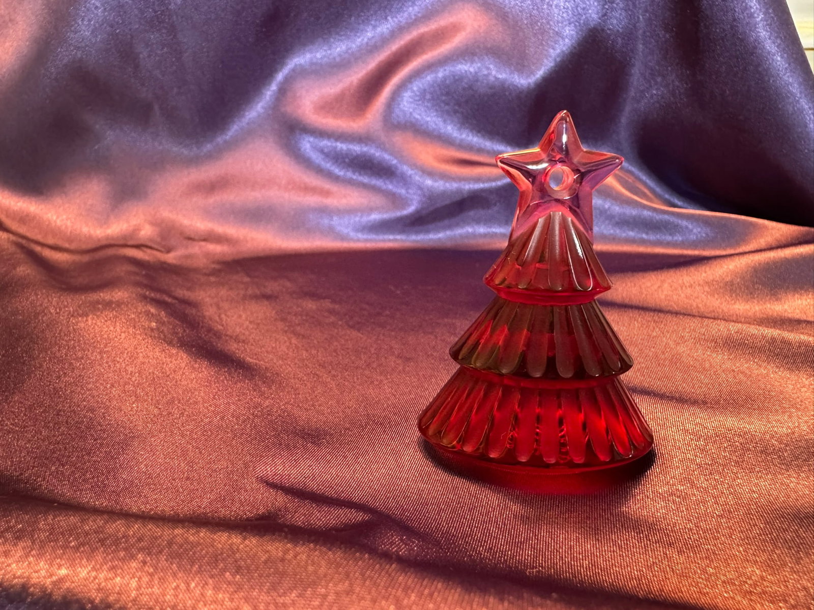 Lalique Ruby Red Crystal Christmas Tree - 2