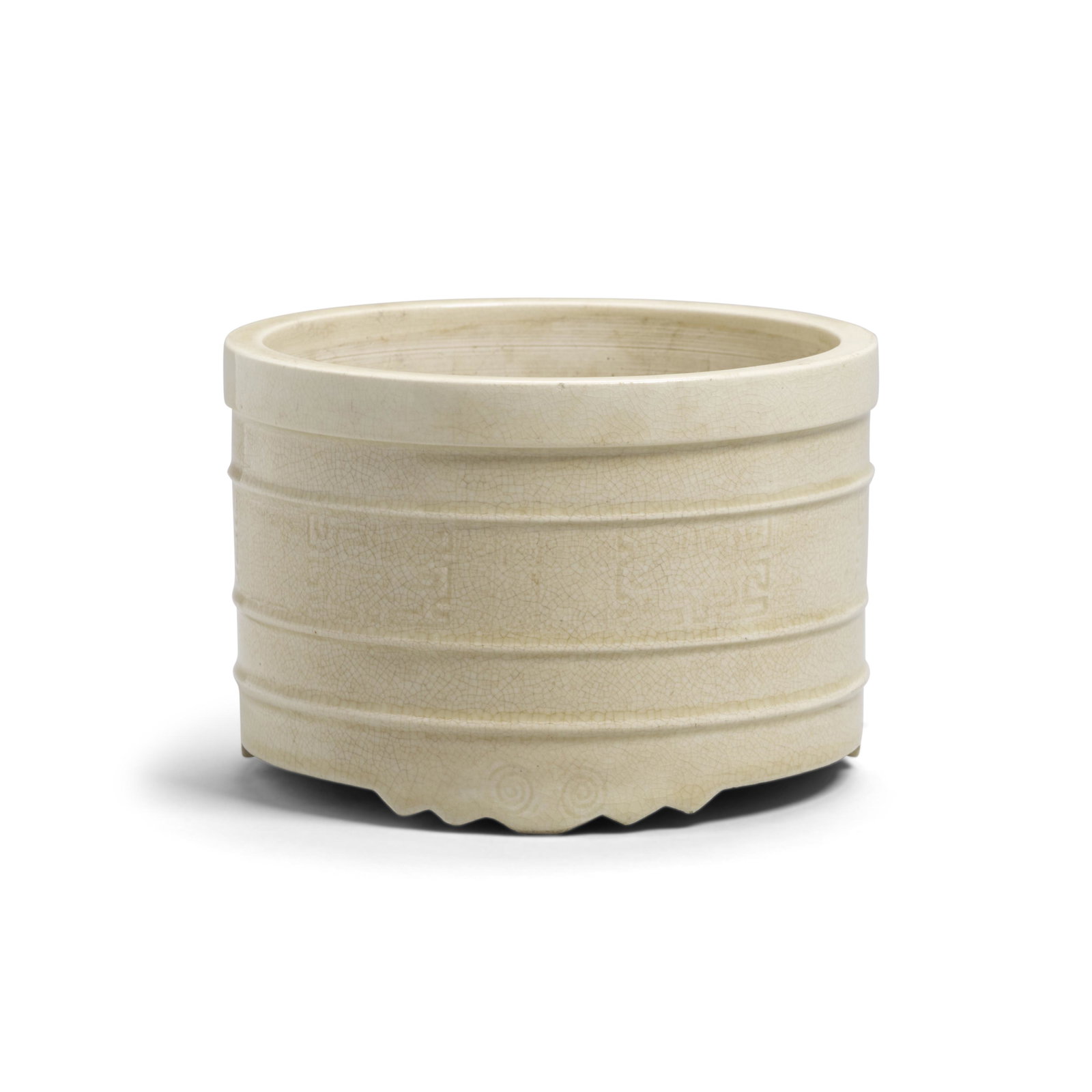 A soft paste porcelain censer  18th century (1 of 1)