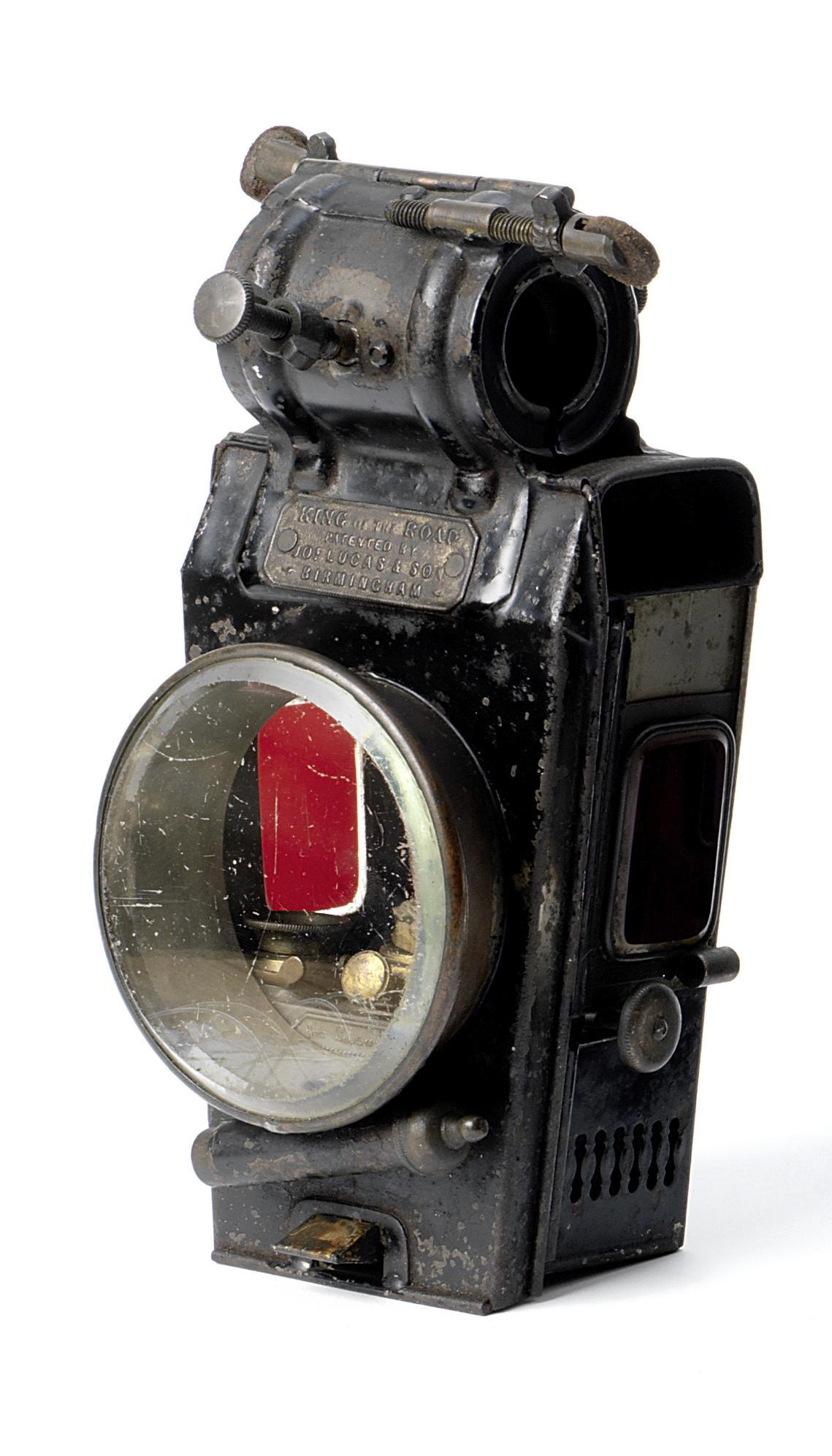 A good Lucas Ordinary bicycle hub lamp, circa 1885 (1 of 1)