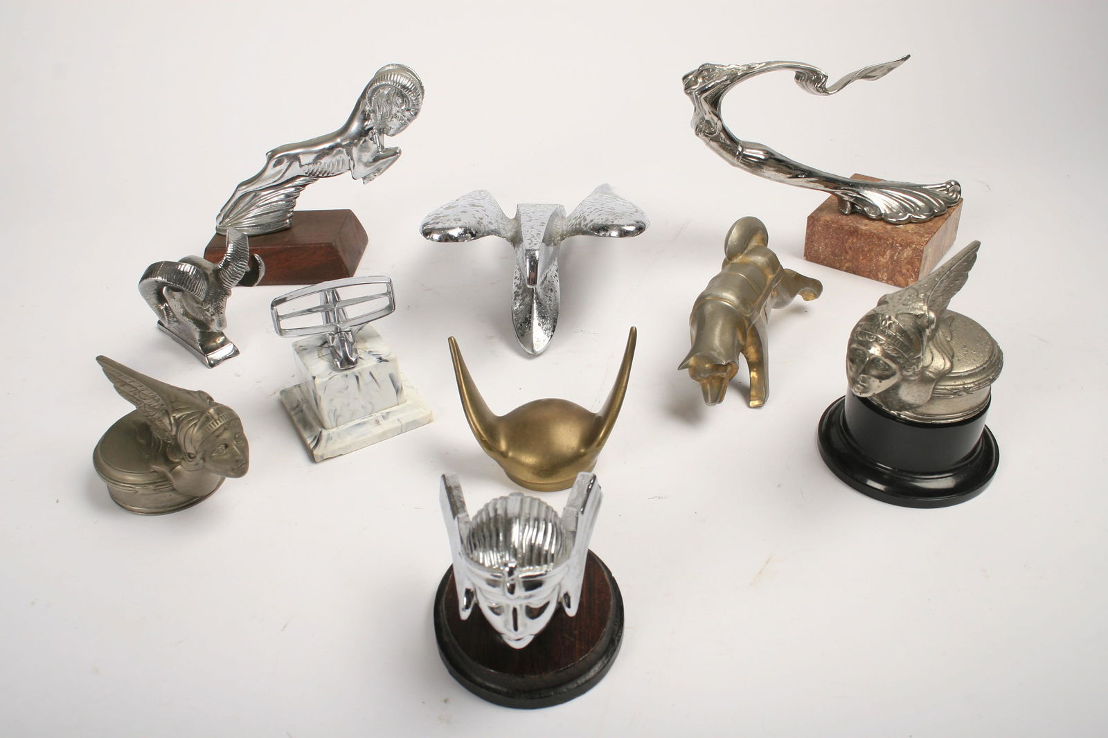 TEN AMERICAN CAR MASCOTS AND HOOD EMBELLISHERS (1 of 1)