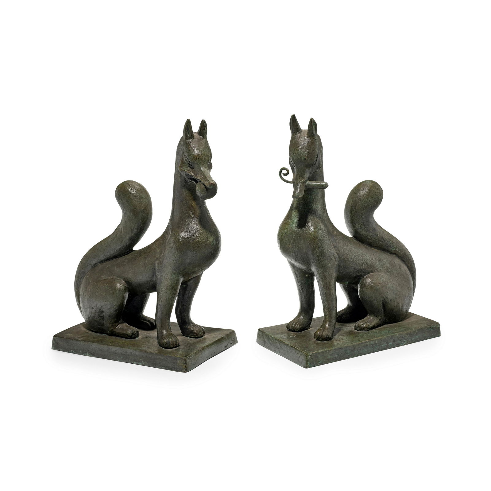 A PAIR OF BRONZE FOXES (1 of 1)