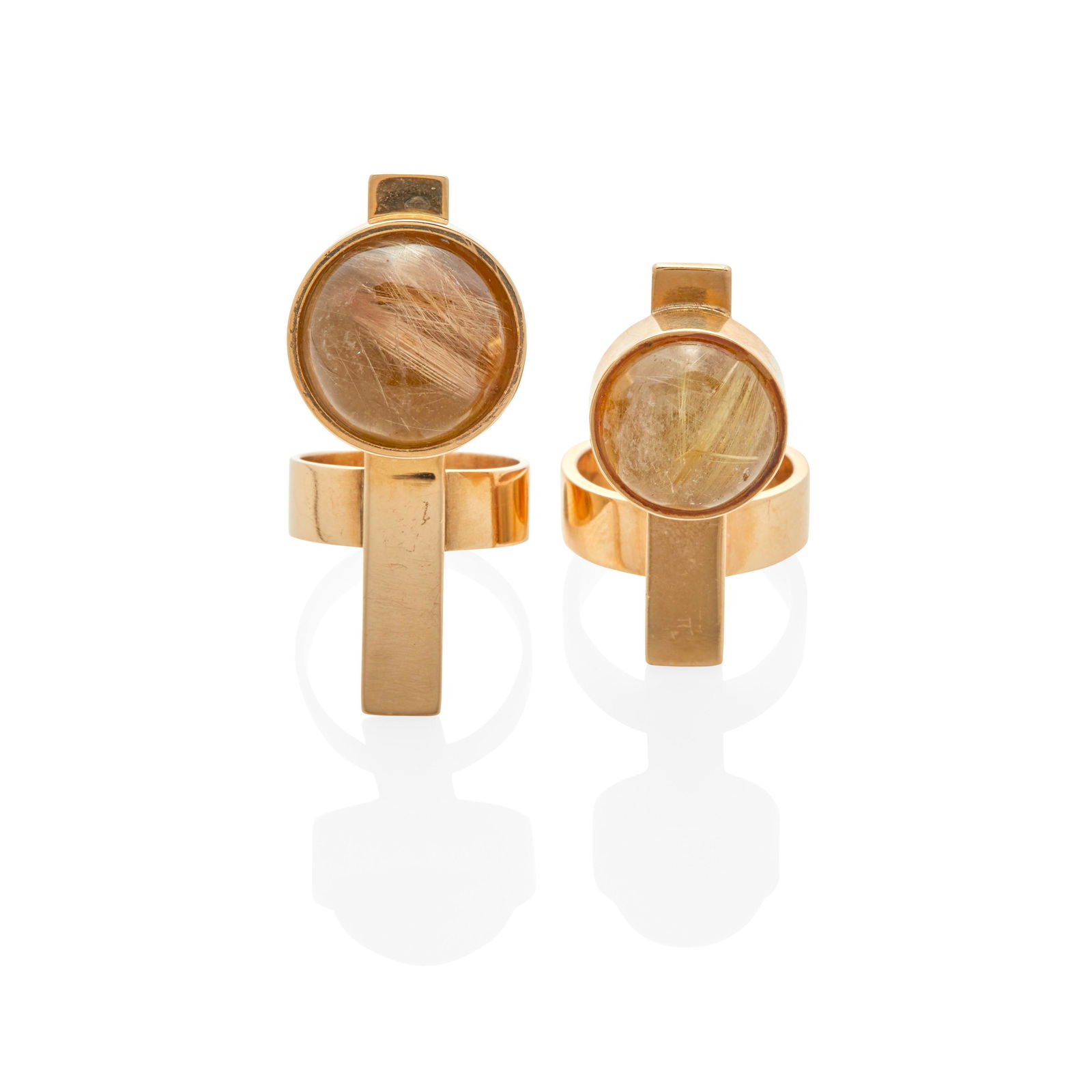 A PAIR OF GOLD AND RUTILATED QUARTZ RINGS, BETTY COOKE (1 of 3)