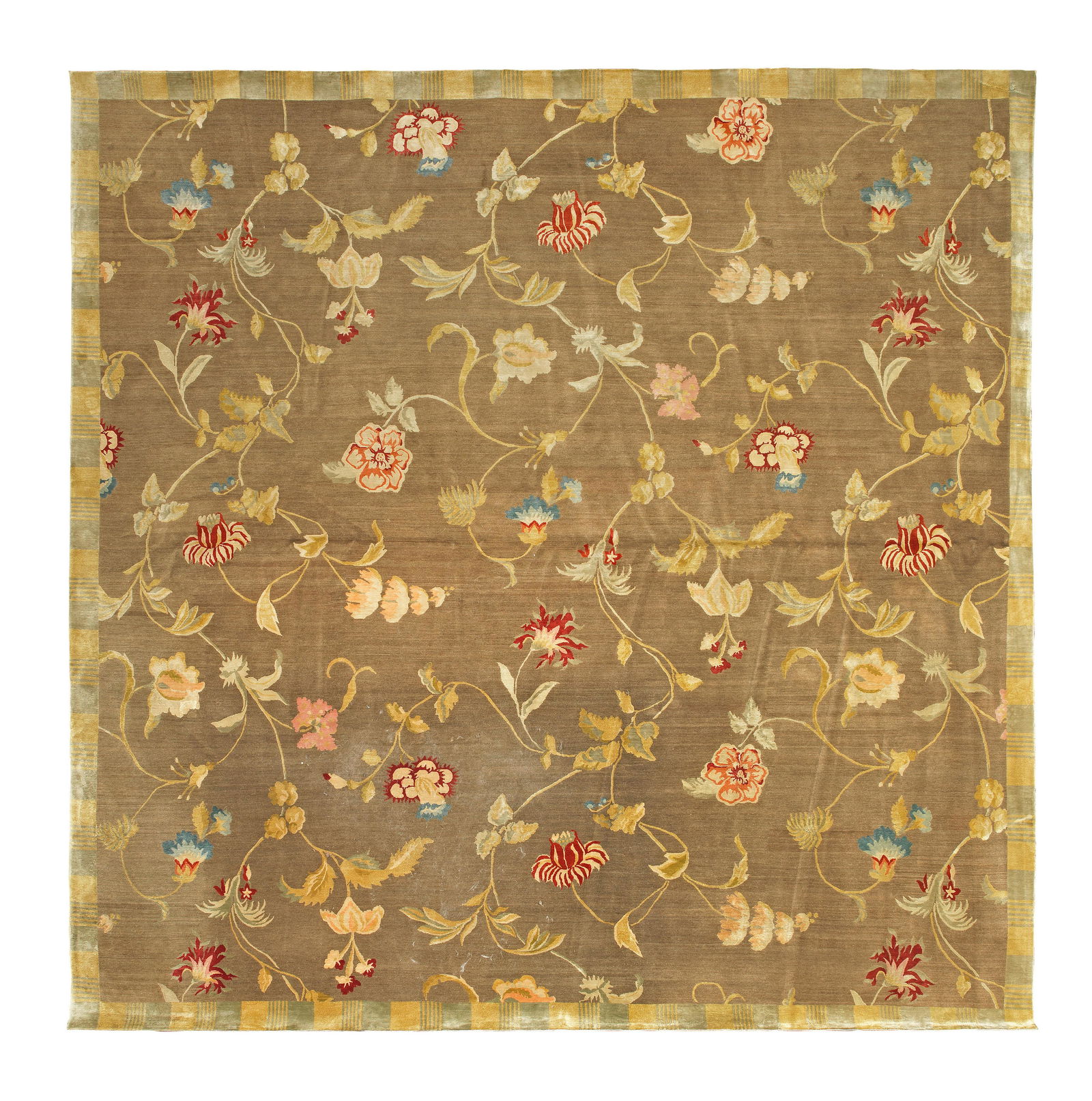 A large floral 'Satori' design carpet 401cm x 399cm (1 of 1)