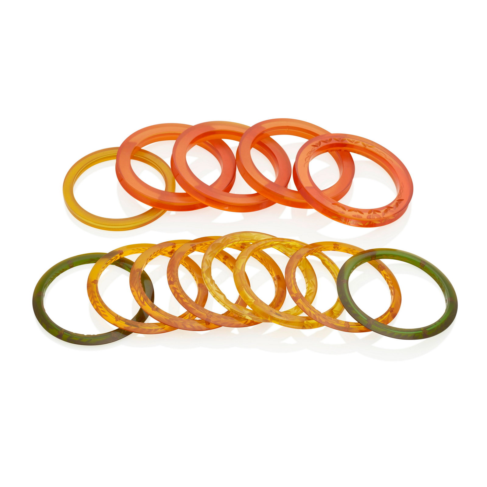 THIRTEEN BAKELITE BANGLE BRACELETS (1 of 1)