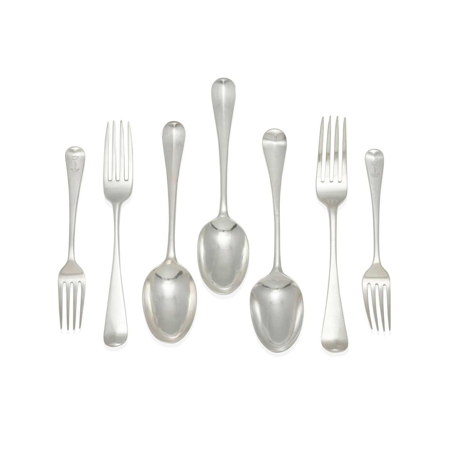 A GROUP OF GEORGIAN SILVER FLATWARE PIECES (1 of 1)