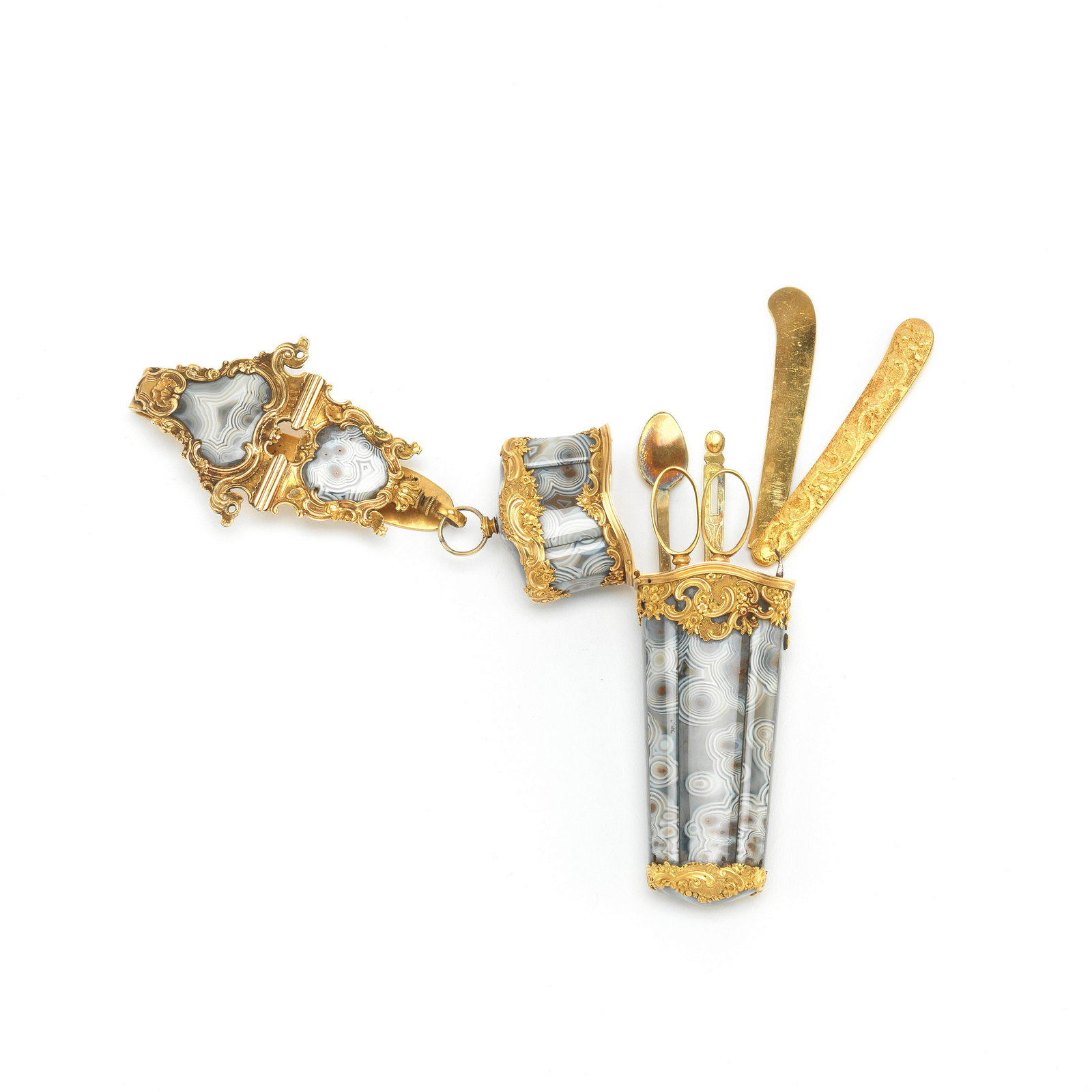 A mid 18th century gold and pinchbeck mounted agate (1 of 2)