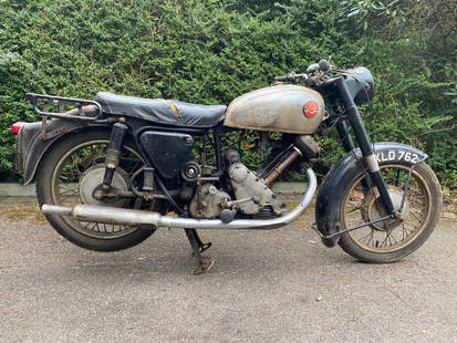 1959 Panther 645cc Model 120S Project Frame no. 26915 Engine no. 59ZA 405A: 1959 Panther 645cc Model 120S ProjectRegistration no. XLD 762Frame no. 26915Engine no. 59ZA 405APhelon & Moore (P&M) was founded in Cleckheaton, South Yorkshire in 1904, becoming famous for its