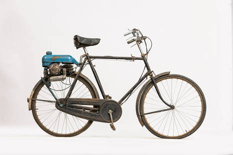 From the estate of the late Bill Grove, 1953 Mini-Motor 49cc & Gent's Raleigh Cycle Frame no. 69...: From the estate of the late Bill Grove 1953 Mini-Motor 49cc & Gent's Raleigh CycleRegistration no. HRP 962 (see text)Frame no. 69813AEngine no. C 58901An Italian design, the Mini-Motor 'clip-on'