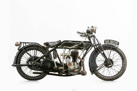 Property of a deceased's estate, 1926 Sunbeam 3½hp Light Solo Frame no. S 08492 Engine no. ...: Property of a deceased's estate 1926 Sunbeam 3½hp Light SoloRegistration no. UE 1809Frame no. S 08492Engine no. 270/18316Already established as makers of high-quality bicycles, the firm of John