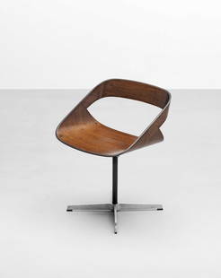 Geoffrey Harcourt Swivel chair, model no. 130, circa 1962: Geoffrey HarcourtSwivel chair, model no. 130, circa 1962Teak-veneered plywood, steel, aluminium. 71.7 x 54.2 x 49.5 cm Manufactured by Artifort, Maastricht, the Netherlands. Underside with metal