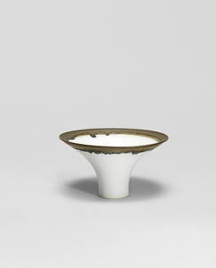 Lucie Rie Flared bowl, circa 1970