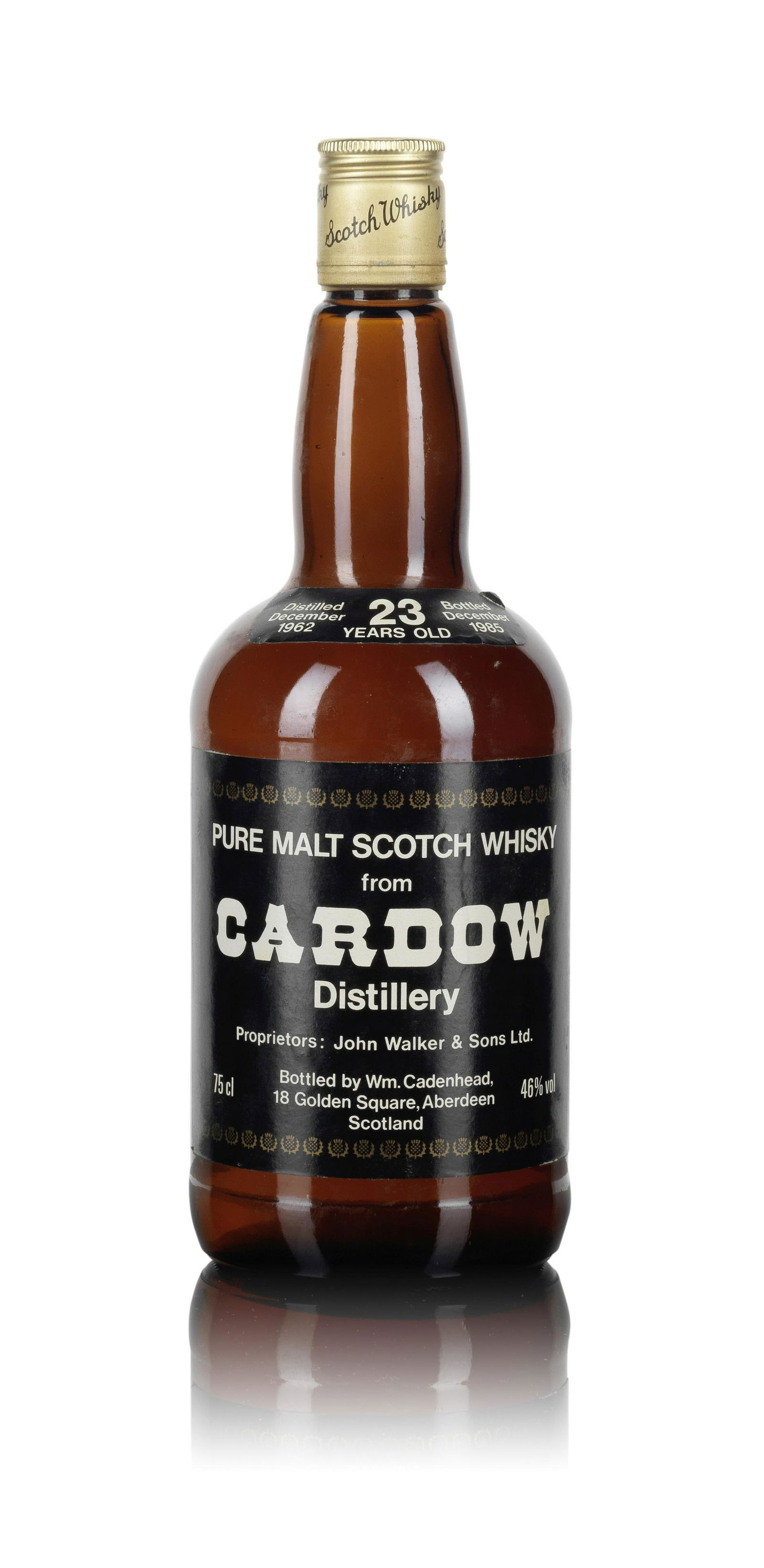 Cardow-23 year old-1962: Cardow-23 year old-1962 [Cardhu] Distilled December 1962. Bottled December 1985 by Wm. Cadenhead. Proprietors: John Walker & Sons. Good labelling, shoulder label with upper-right corner creased. Fille