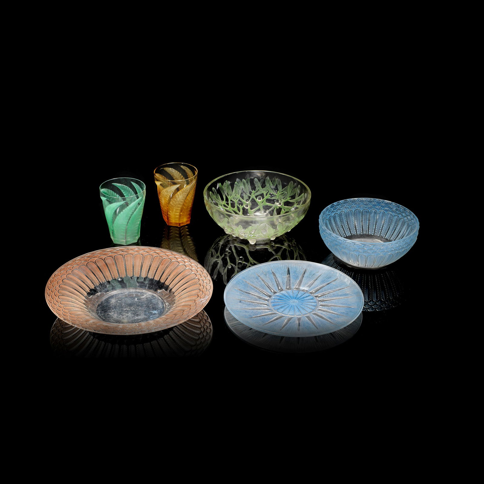 René Lalique Four bowls 'Jaffa', 'Gui' and 'Epis' and two beakers 'Hesperides', designed 19... (1 of 6)