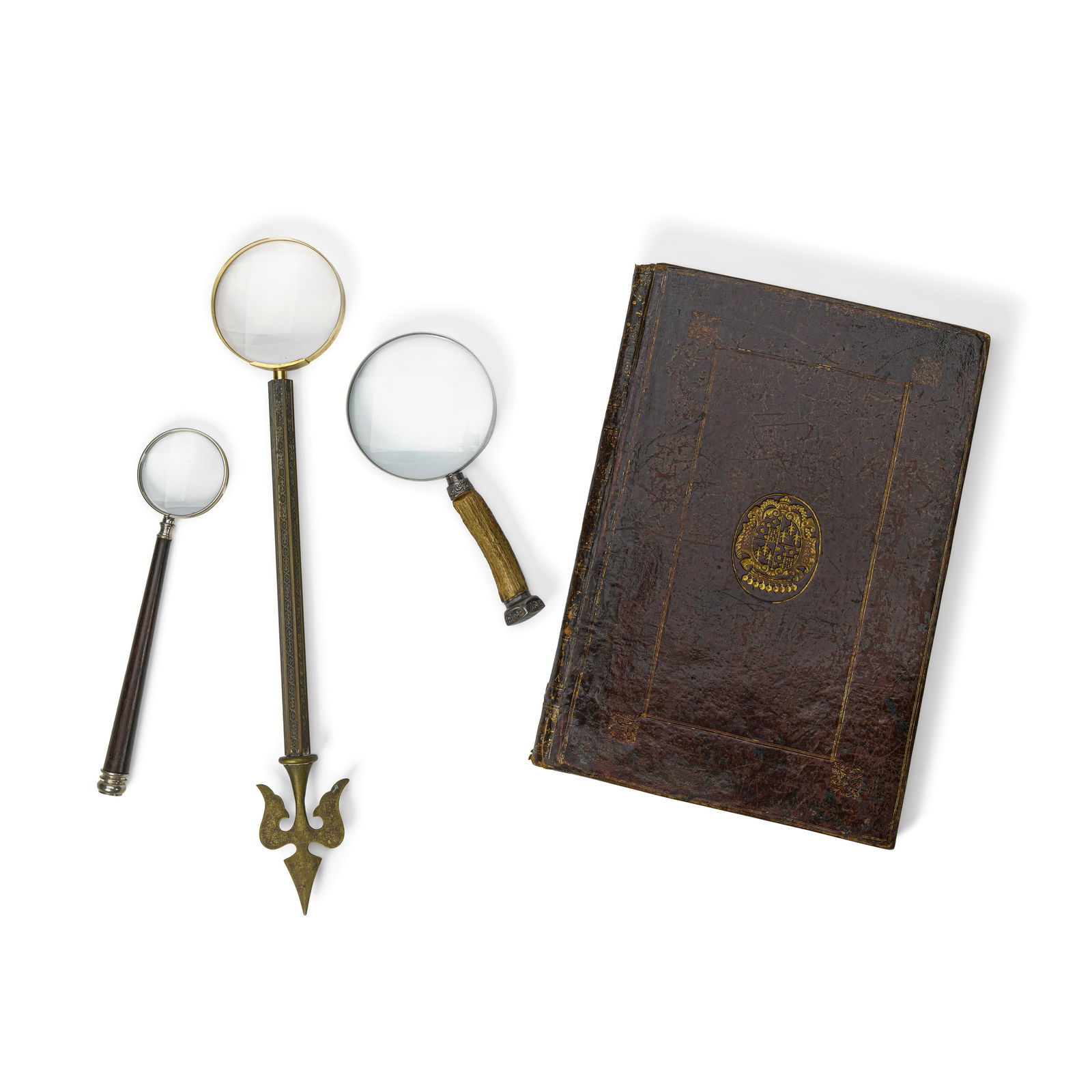 A GROUP OF THREE MAGNIFYING GLASSES (1 of 1)