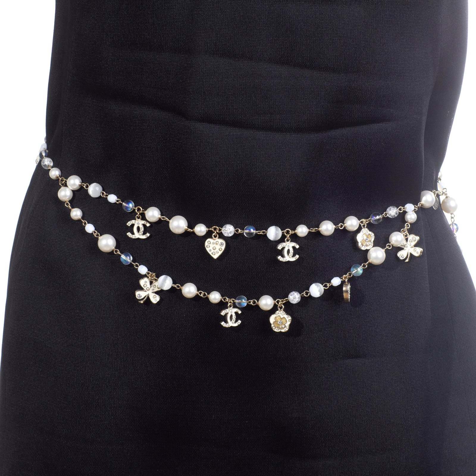 CHANEL, Collection Prêt à Porter, circa 2000. Ceinture chaine.  Directeur artistique: ... (1 of 1)