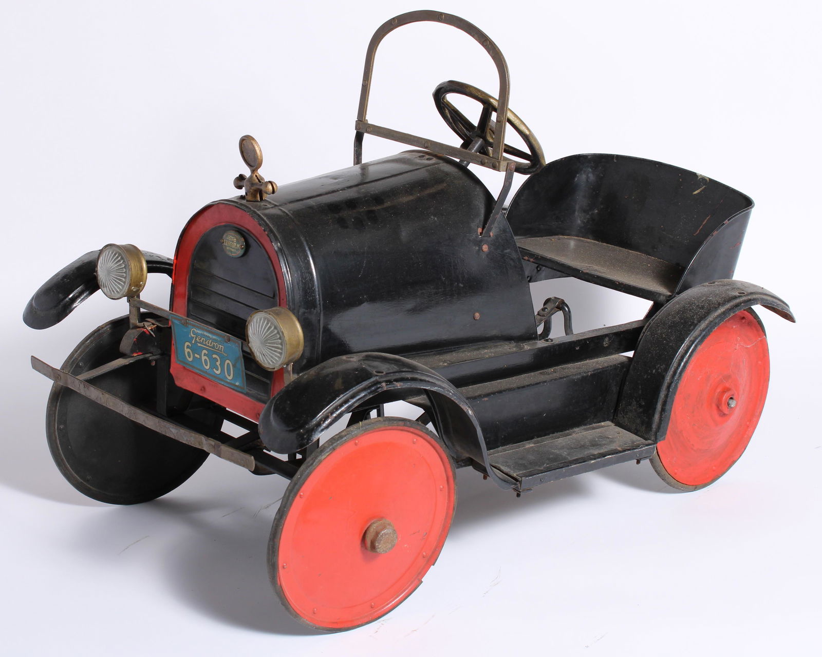 A Lincoln Ford pedal car by Gendron, American, late 1920s, (1 of 1)