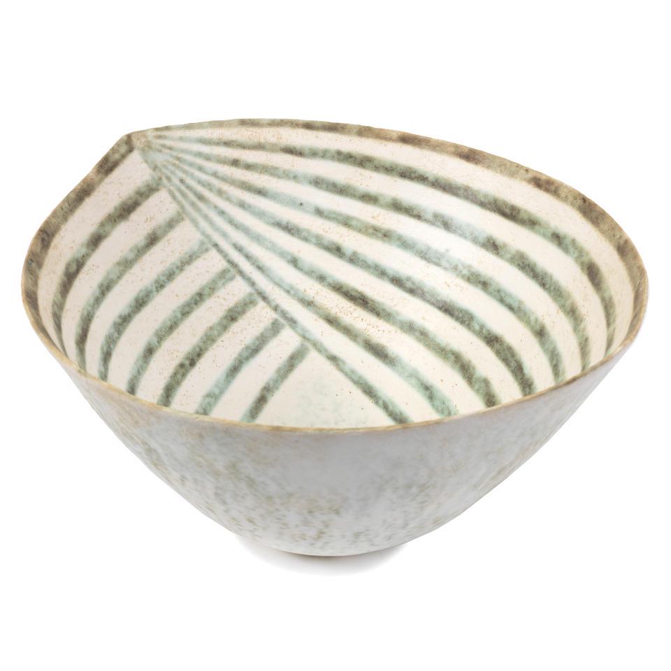 John Ward Open bowl: John Ward Open bowl Stoneware, the exterior with mottled white and green glaze, the interior with radiating linear design in white and green glaze. 20.5 cm high, 37.8 cm diameter Underside with impres