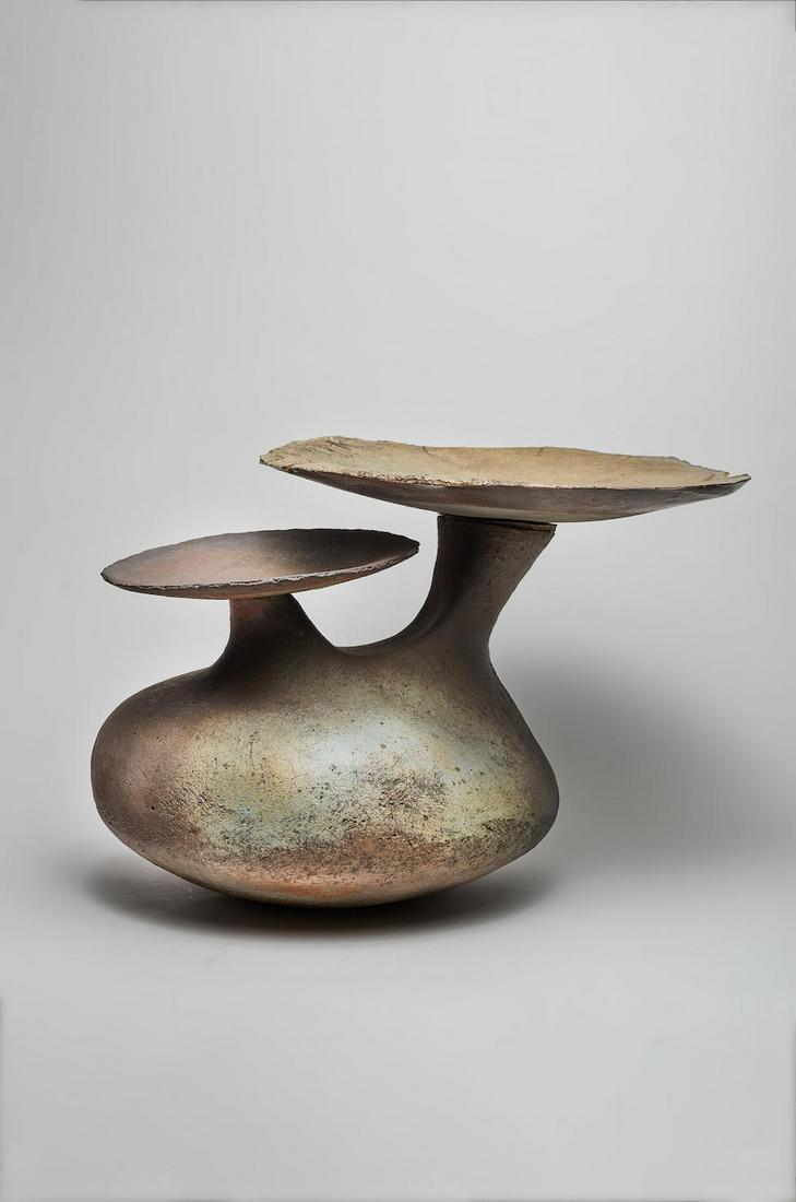 Elisabeth Joulia Monumental 'Champignon' sculpture, 1970: Elisabeth Joulia Monumental 'Champignon' sculpture, 1970 Grès tonalité marron-noir, taches de pyrite. 47 cm, 73 cm Marcque et date en creux 70/Joulia. Footnotes: Elisabeth Joulia Monumental