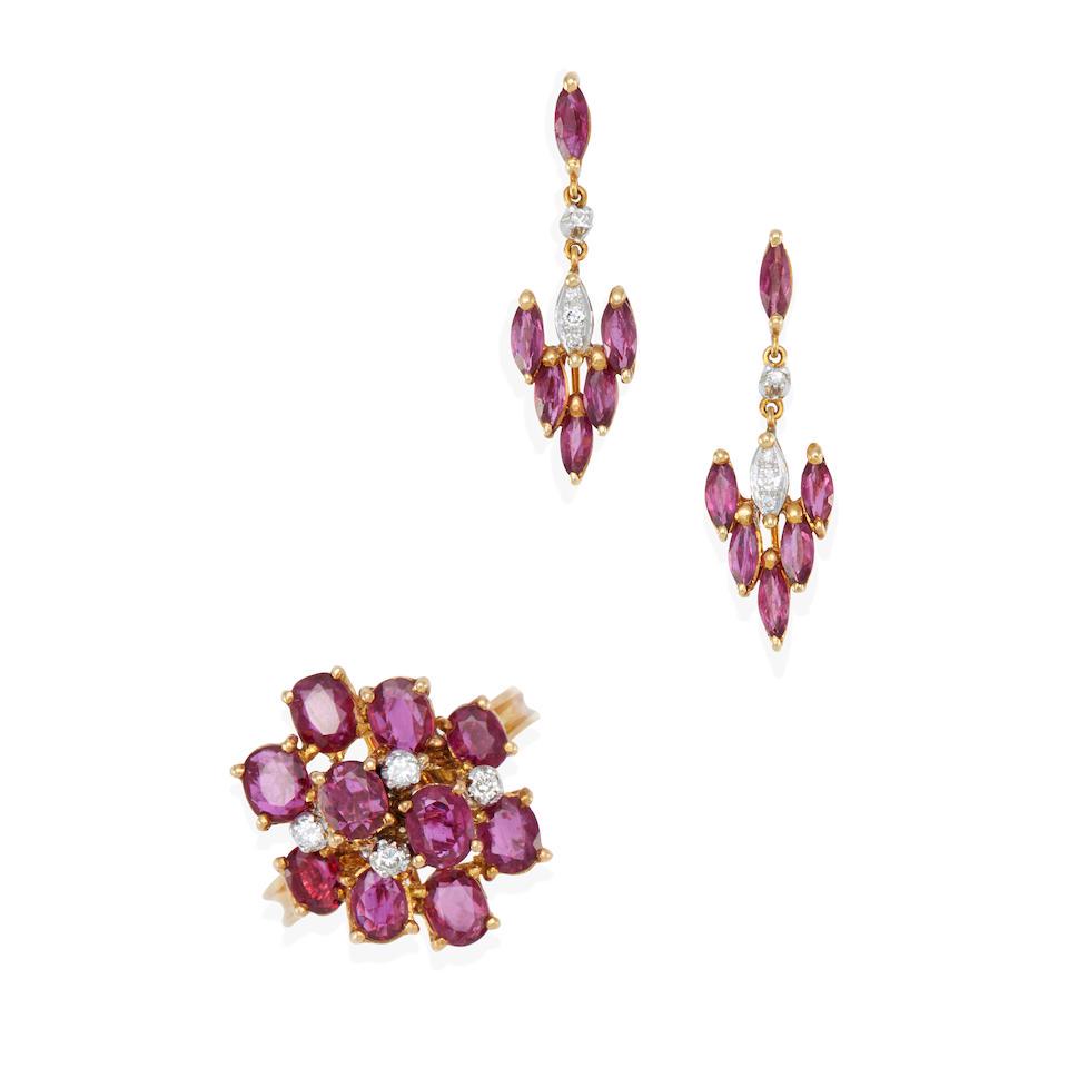 A PAIR OF 18K BI-COLOR GOLD, RUBY AND DIAMOND EARRINGS AND RING (1 of 2)