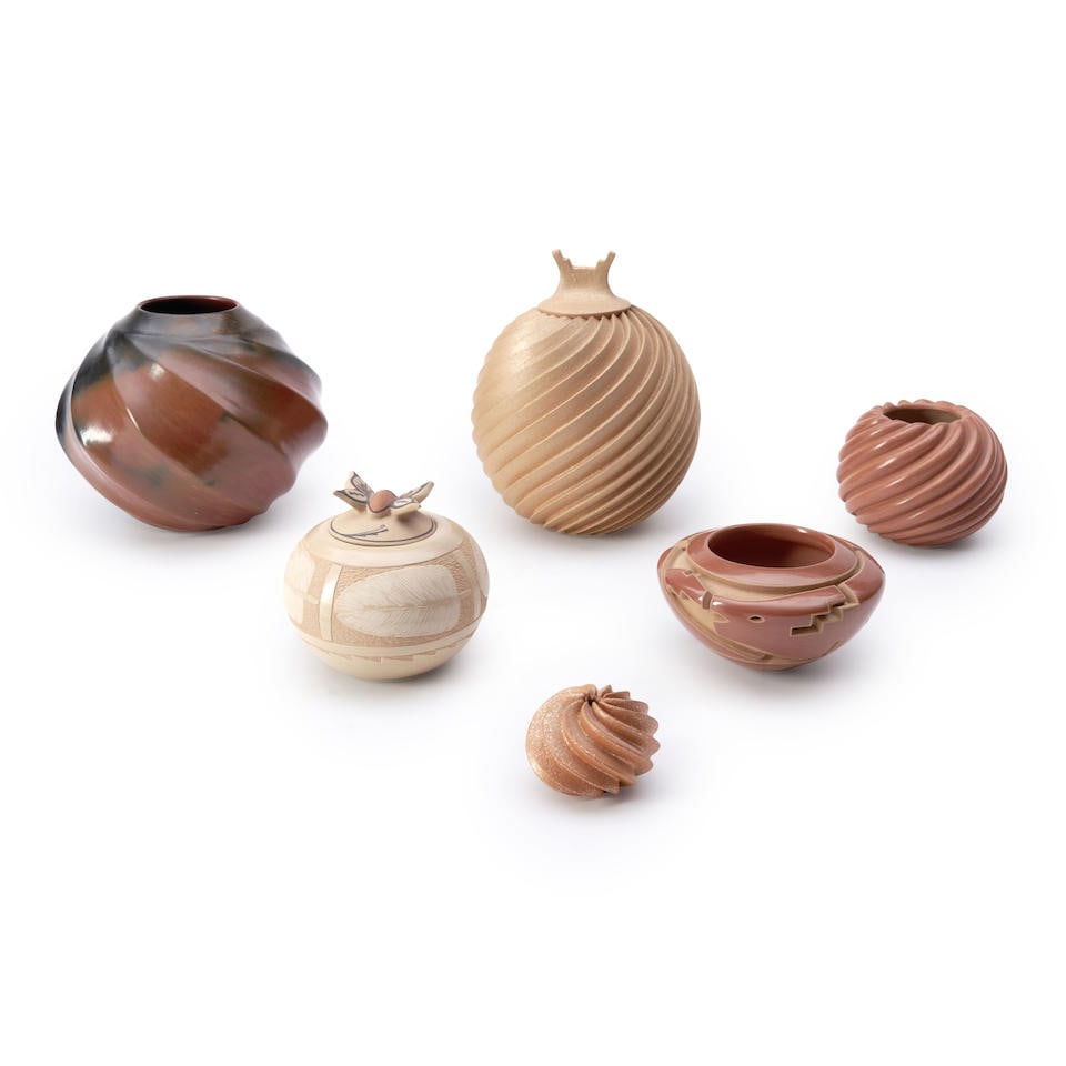 Six Southwest pottery vessels ht. 5, wd. 6, ht. 6 1/2, wd. 5, ht. 3, wd. 3 3/4, ht. 2 1/4, wd. 4... (1 of 4)