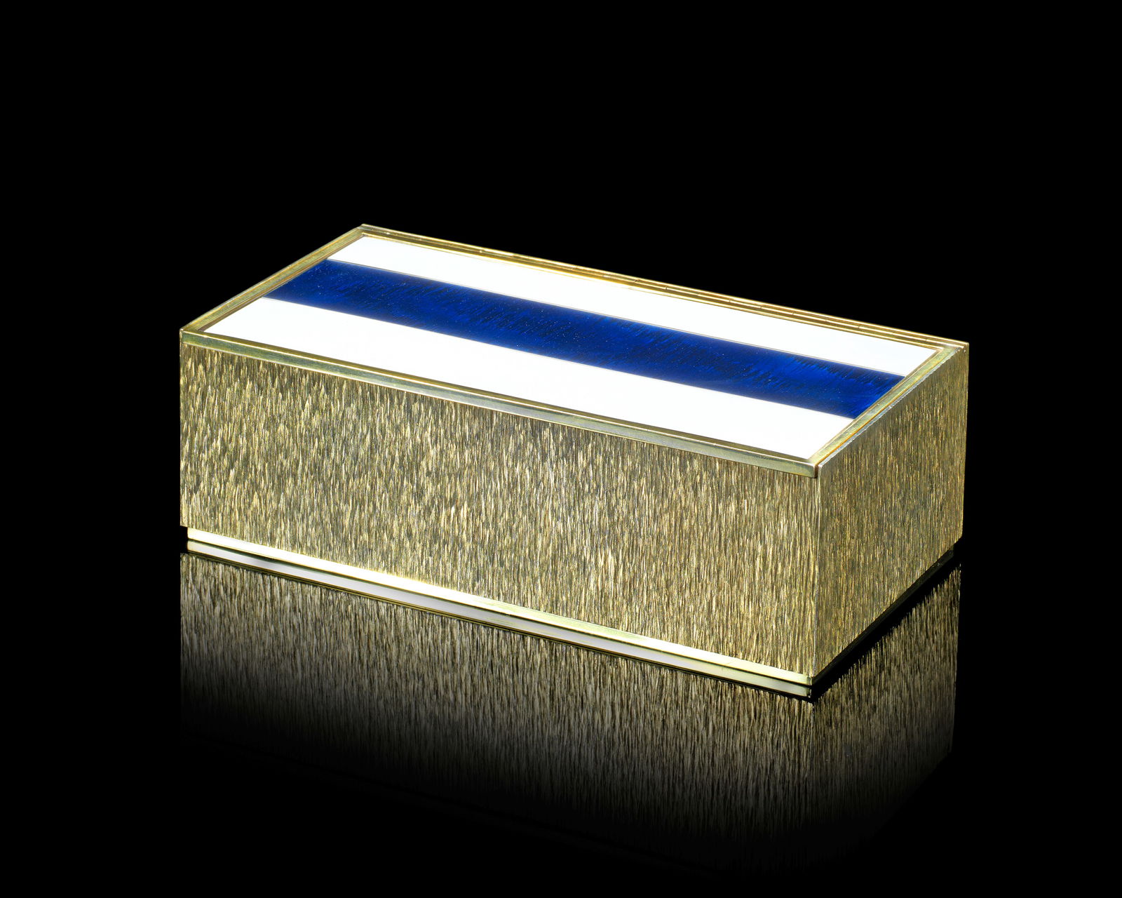GERALD BENNEY: a rare large silver-gilt and enamelled box London 1972, also stamped 'Gerald Benn...: GERALD BENNEY: a rare large silver-gilt and enamelled box London 1972, also stamped 'Gerald Benney London' Rectangular form with bark-effect texturing on the sides, the underside with radiating textur