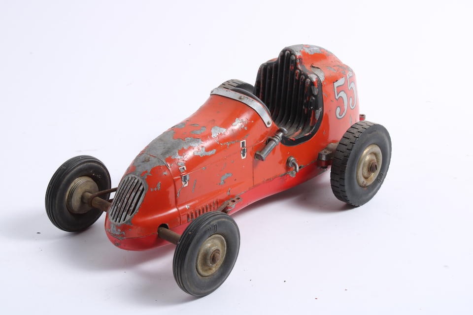 An Ohlsson & Rice tether racing car (1 of 1)