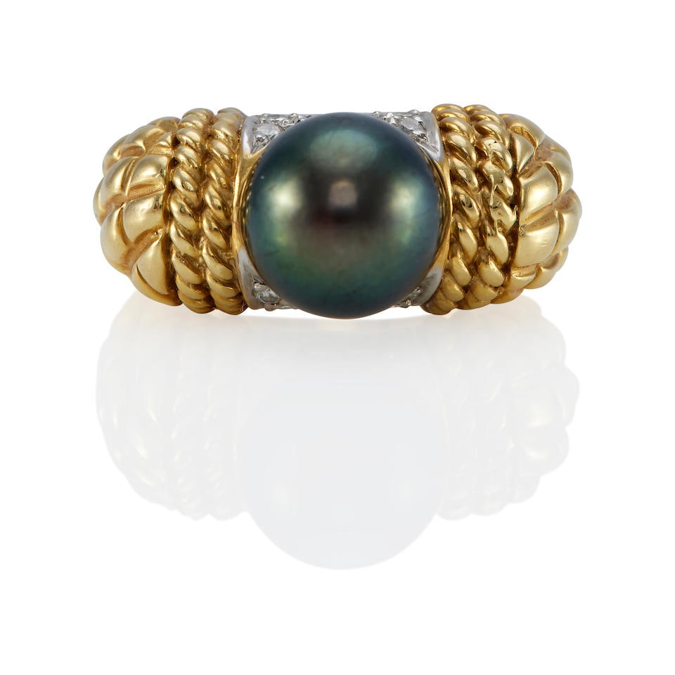 A 18K GOLD, COLORED CULTURED PEARL AND DIAMOND RING (1 of 3)