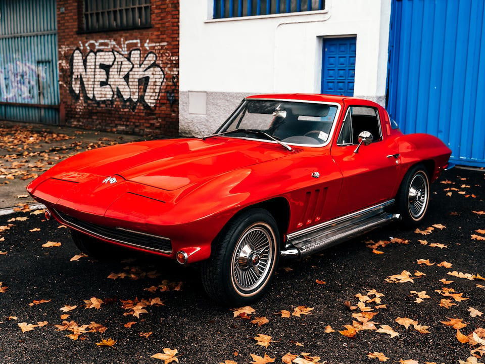 1965 Chevrolet Corvette C2 Sting Ray Coupé  Chassis no. 194375S118618 (1 of 20)