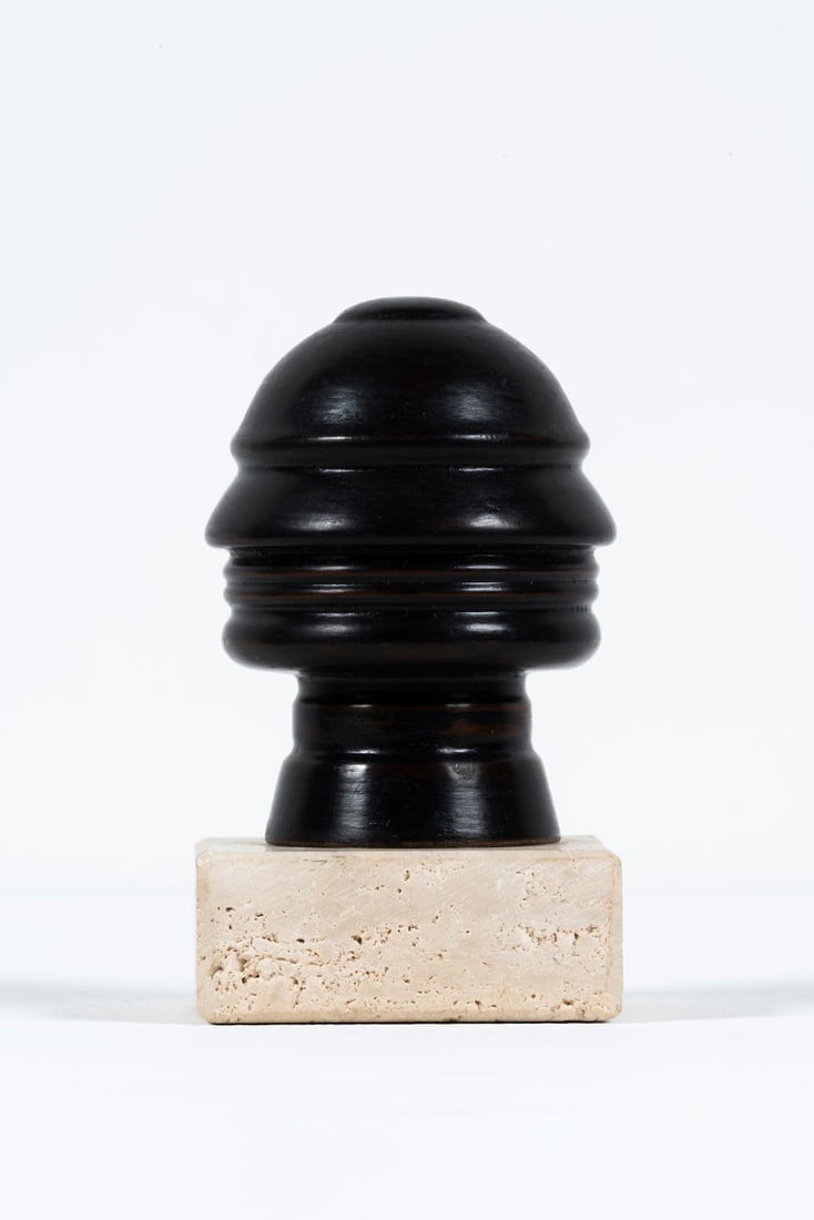 RENATO BERTELLI (1898-1993) Profilo Continuo (after)  Multiple en bois sur socle en pierreHouten... (1 of 1)