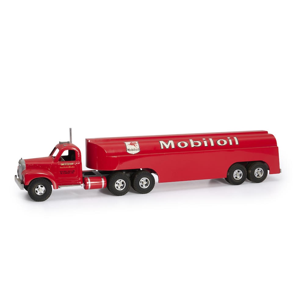 Fred Thompson, Smith-Miller, California, Die-Cast Scale Model Mobil Gasoline Tanker, late 20th c... (1 of 2)