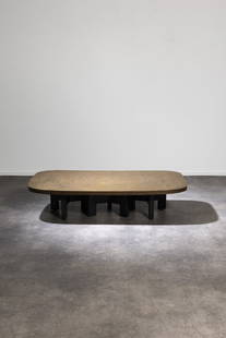 ADO CHALE (1928) Goutte d'eauUne table basse en bronze sur pieds laqués noirs Signée ...: ADO CHALE (1928) Goutte d'eau Une table basse en bronze sur pieds laqués noirs Signée Goutte d'eau Een bronzen salontafel op zwart gelakte poten Gesigneerd Goutte d'eau A bronze coffee t
