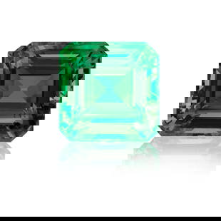 A LOOSE COLOMBIAN EMERALD: A LOOSE COLOMBIAN EMERALD Of emerald-cut, weighing 2.43 carats; Footnotes: Accompanied by AGL report stating that the emerald, weighing 2.43 carats, is of Colombian origin with no evidence of clarity
