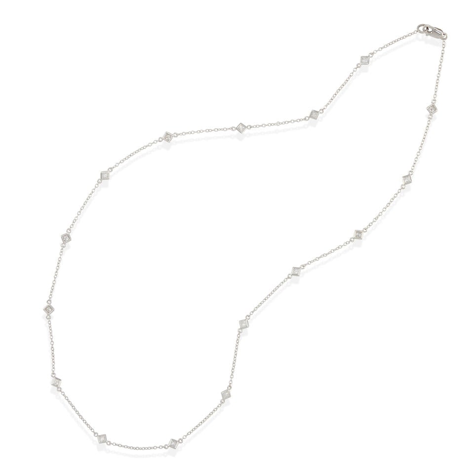 A 14K WHITE GOLD AND DIAMOND NECKLACE (1 of 2)