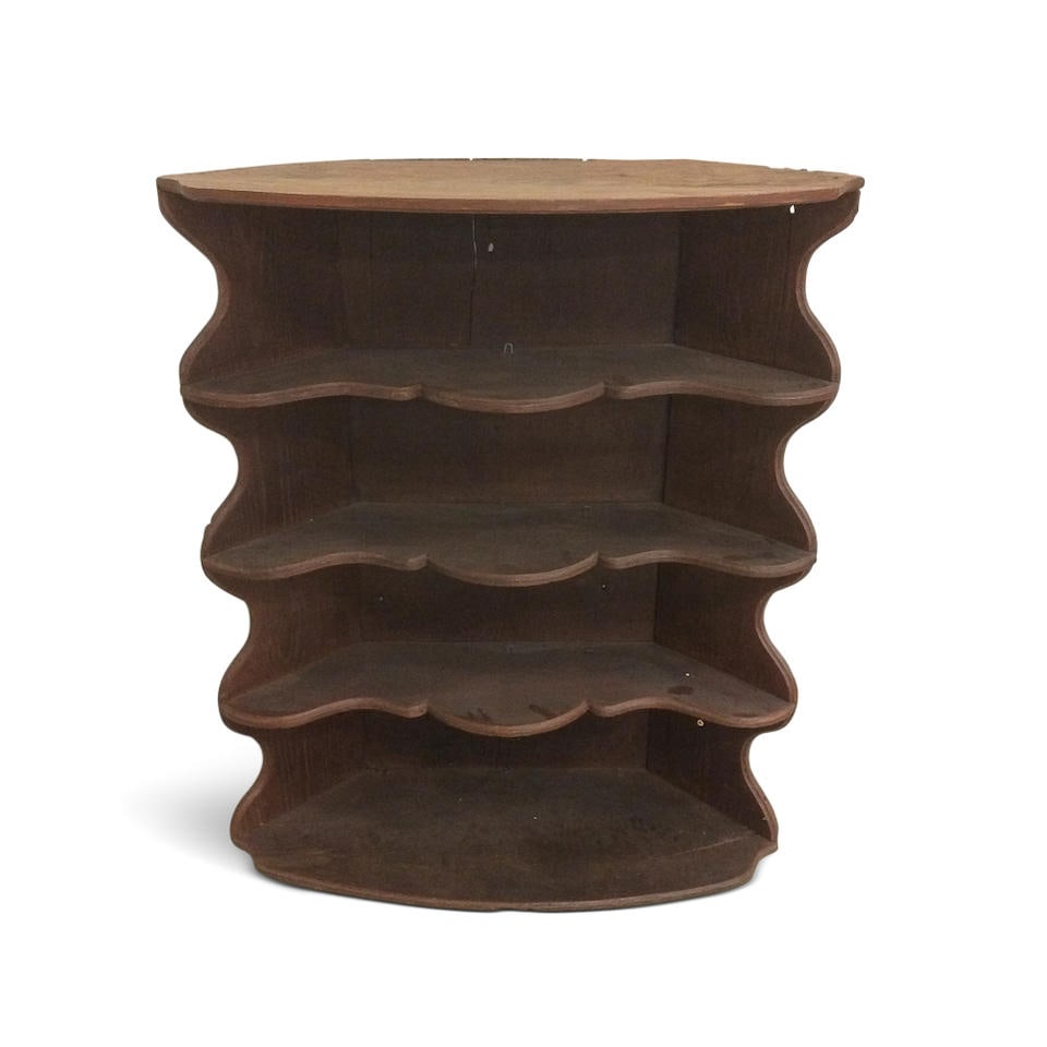 Red-painted Chestnut Corner Shelf America, 18th century. (1 of 1)