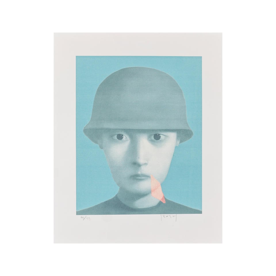 ZHANG XIAOGANG (NE EN 1956) Identity Portrait, 2003 Impression digitale en couleurs sur Lana Sig...: ZHANG XIAOGANG (NE EN 1956) Identity Portrait, 2003 Impression digitale en couleurs sur Lana Signée et numérotée 66/99 Editée par la Kwai Po Collection, Hong Kong 47 x 38 cm Colour