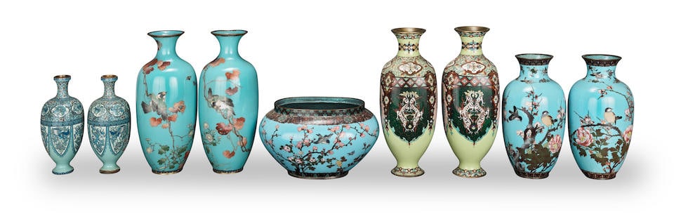 Four Japanese cloisonne vases and a jardinière late Meiji/Taishō period (1 of 2)