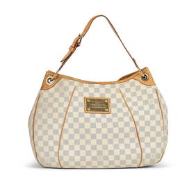 Louis VUITTON, circa 2003. Sac 'Galliera' en toile damier azur et cuir naturel.  Directeur artis... (1 of 4)