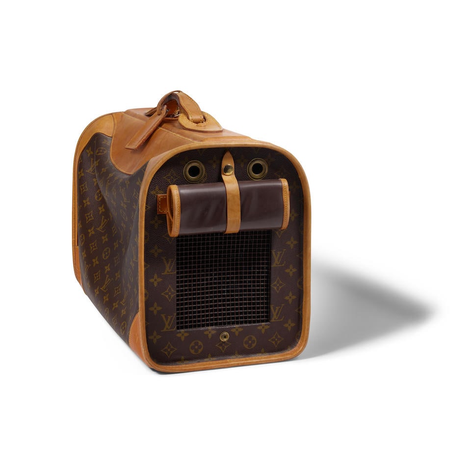 LOUIS VUITTON: SAC CHIEN 45 MONOGRAM DOG CARRIER 1960's (1 of 4)
