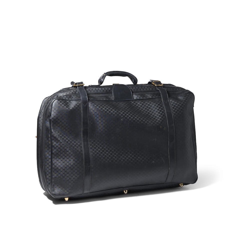 GUCCI: MICRO GG SUPREME WEEKENDER (1 of 3)