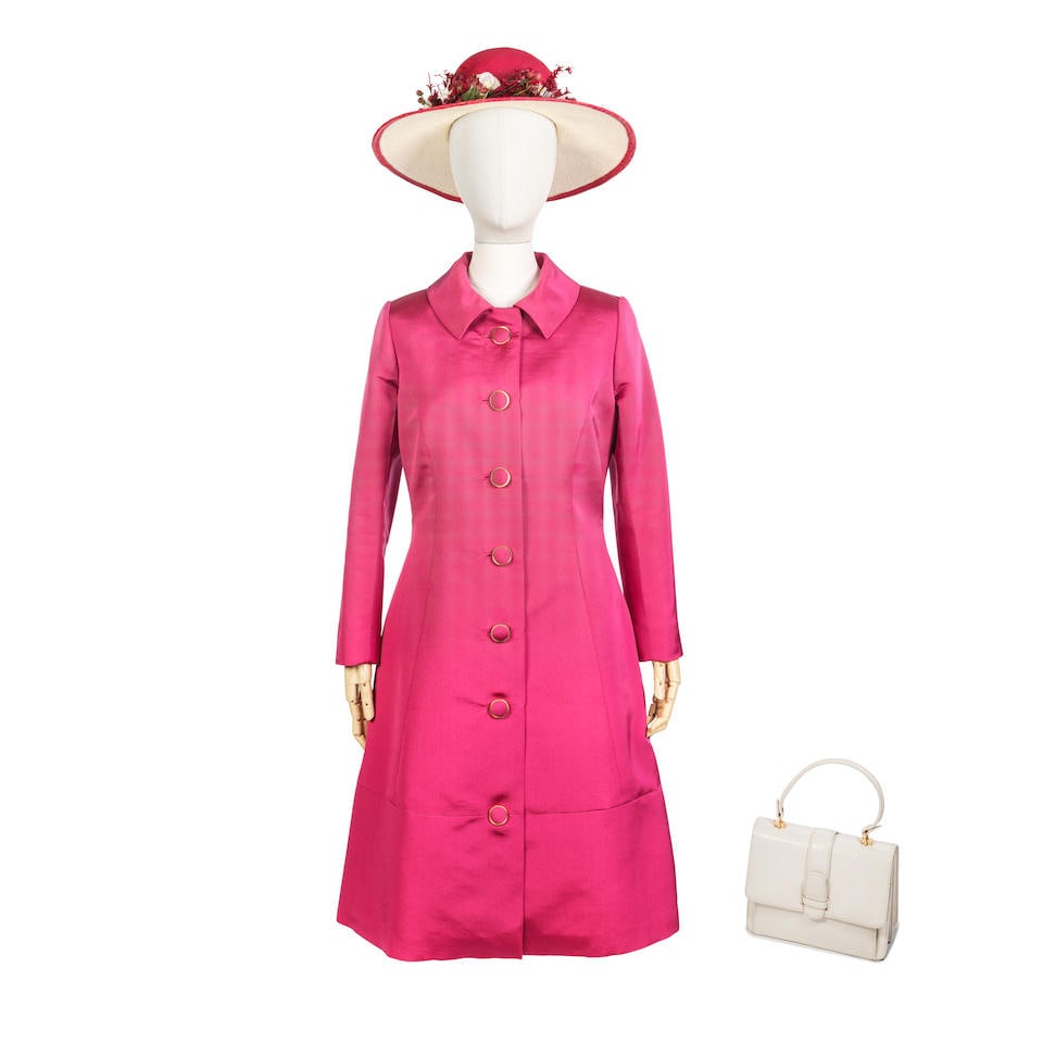 Helena Bonham Carter (as Princess Margaret): A dress and coat ensemble Season 3, Episode 10, 'Cr... (1 of 4)