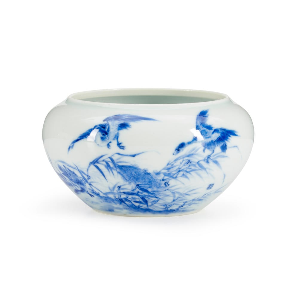 A BLUE AND WHITE WATER POT (1 of 5)