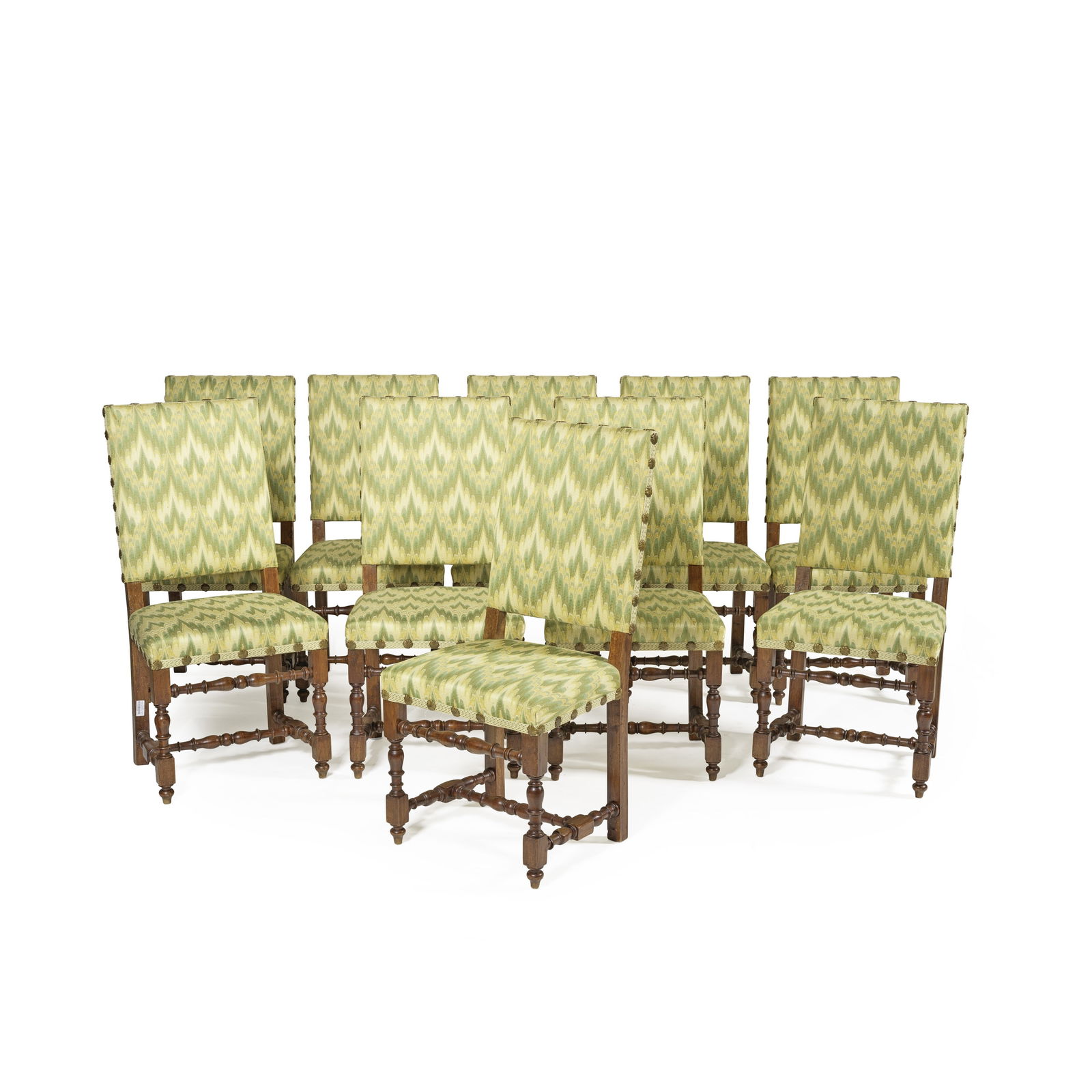 Suite de dix chaises italiennes en noyer à garniture en soie au point de Hongrie, XIXe si&#...: Suite de dix chaises italiennes en noyer à garniture en soie au point de Hongrie, XIXe siècle A suite of ten Italian walnut side chairs, 19th century Each with rectangular back and seat on b
