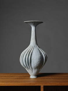 URSULA MORLEY-PRICE (1936) VaseCirca 1990Deux cachets de l'artisteGr&#232;s mont&#233; au colomb...: URSULA MORLEY-PRICE (1936) Vase Circa 1990 Deux cachets de l'artiste Gr&#232;s mont&#233; au colombin H: 29,5cm. (11.5/8in.); 16cm. (6.1/4in.); P: 10,5cm. (4.1/8in.) A marked vase in stoneware by Ursu