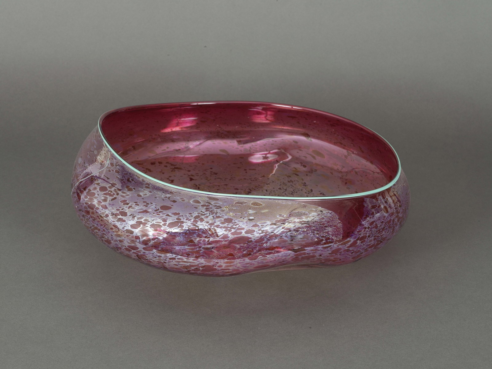 DALE CHIHULY (1941) Corbeille Macchia1991Signée 'Chihuly' et datée '91'Verre souffl... (1 of 1)