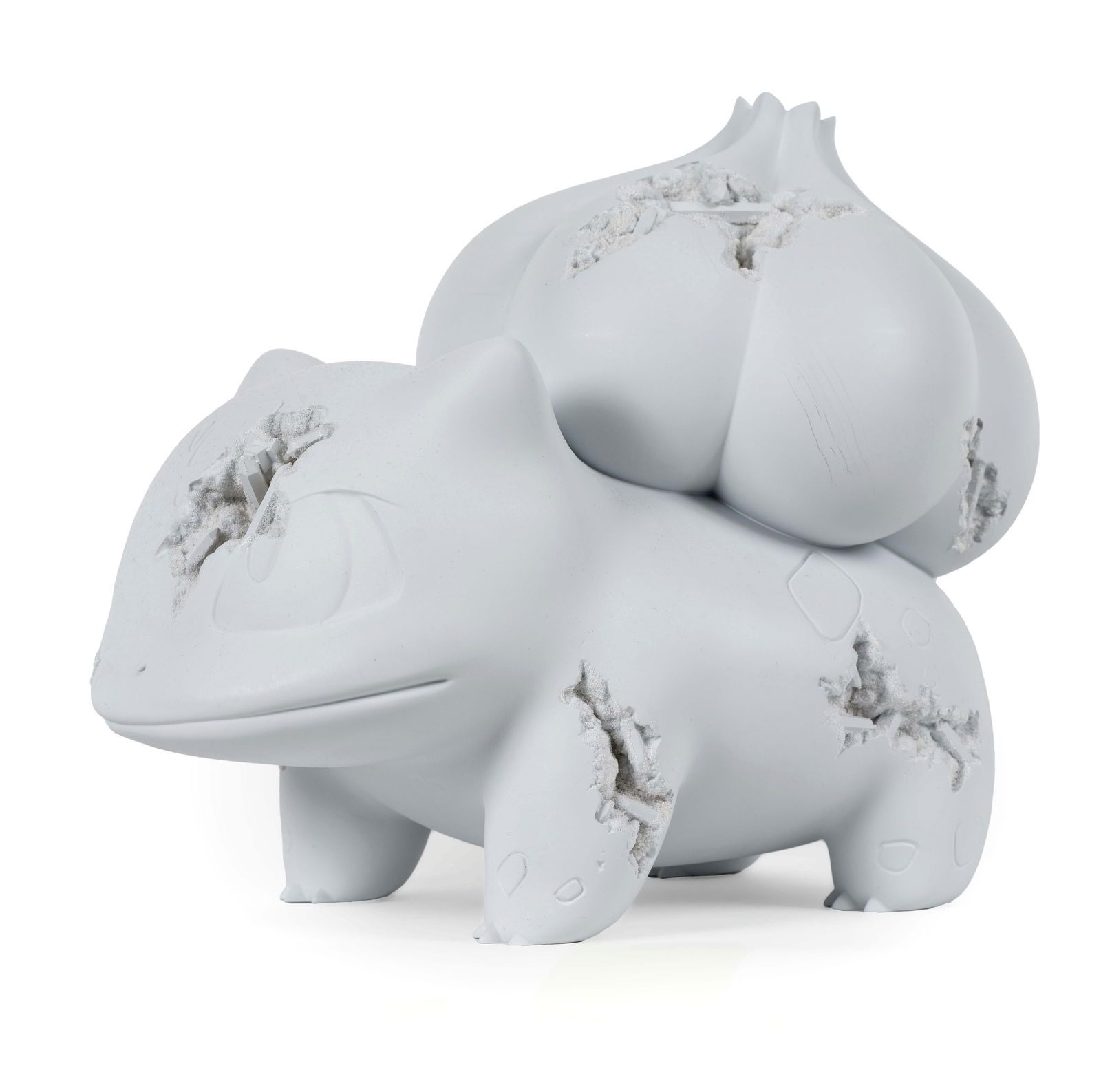 DANIEL ARSHAM (NE EN 1980) Crystalized Bulbasaur, 2023 Sculpture en résineSignée et n...: DANIEL ARSHAM (NE EN 1980) Crystalized Bulbasaur, 2023 Sculpture en résine Signée et numérotée 229/500 Edition à 500 exemplaires Produit par Arsham Editions Présenté
