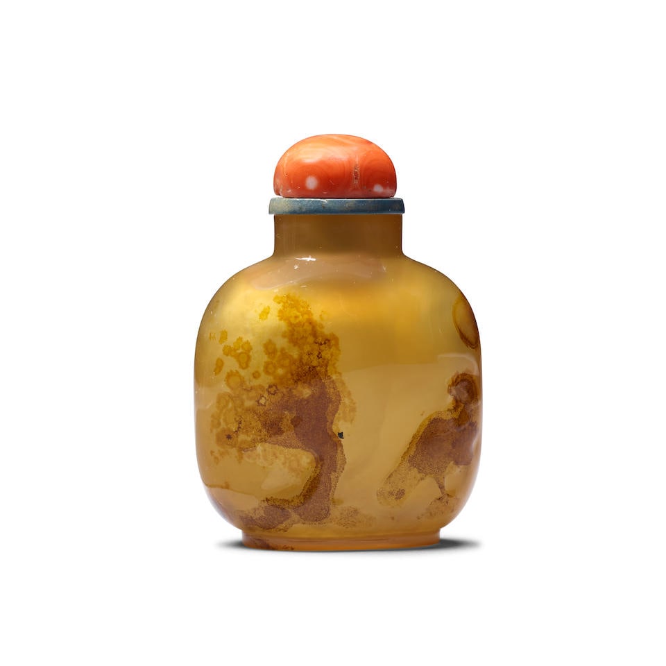 A WELL-HOLLOWED SHADOW AGATE SNUFF BOTTLE 19th century (1 of 1)