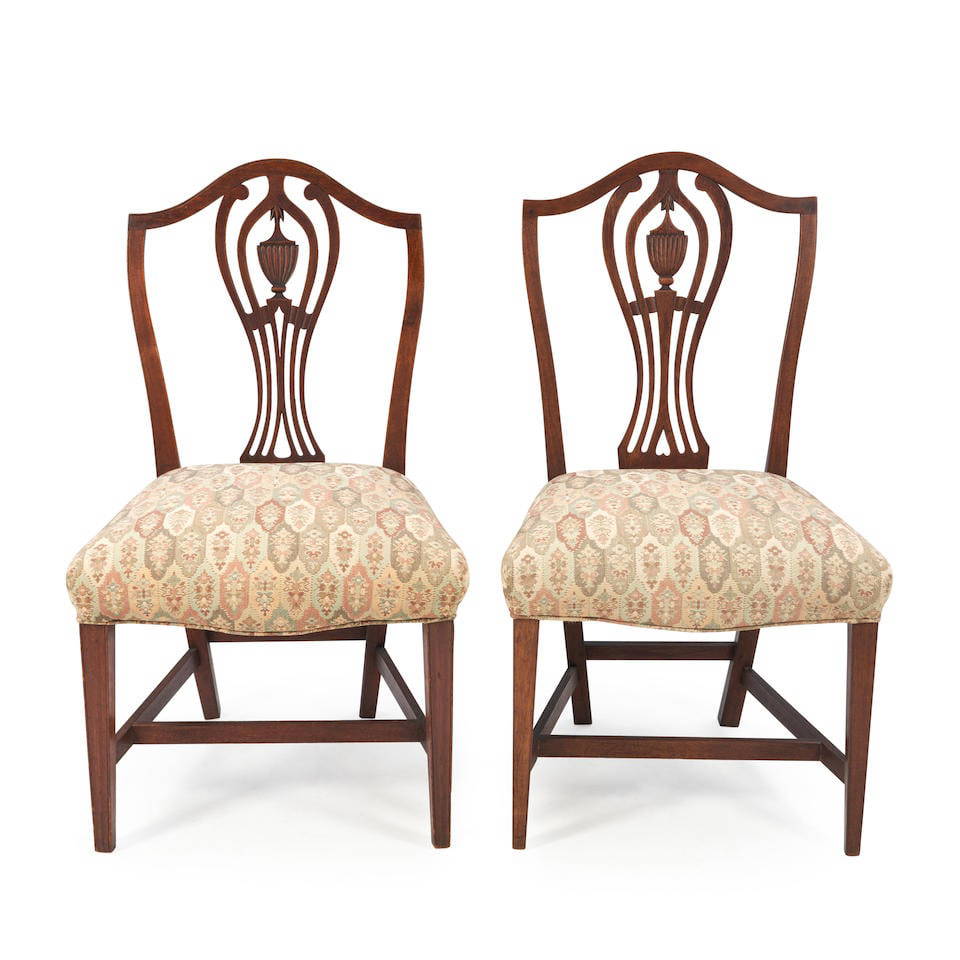 Two Neoclassical Mahogany Side Chairs, America, Late 18th/early 19th